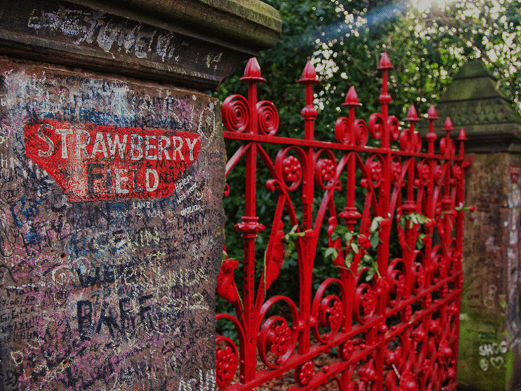 Song Facts: Strawberry Fields Forever/Penny Lane